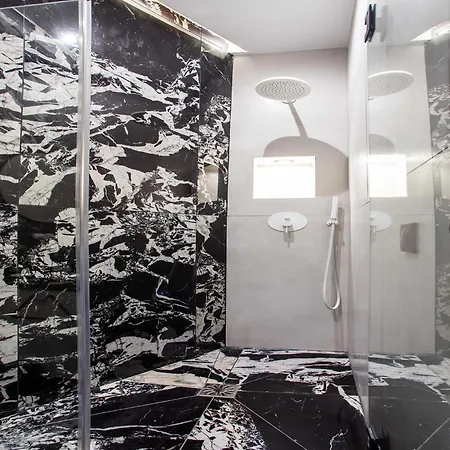 Live Like Real Parisians In The Heart Of Apartment *