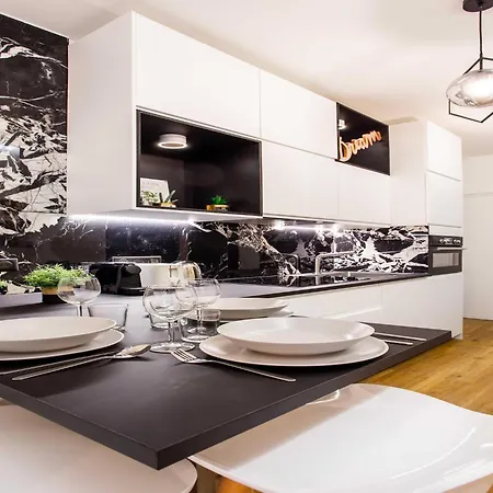 Live Like Real Parisians In The Heart Of Appartamento